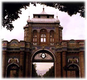 tehran-doulat-gate.jpg